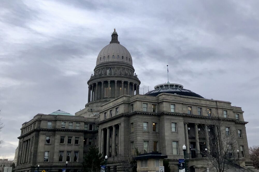 A portrait of the Idaho State capitol building